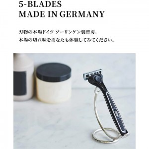 【ゆうパケット配送対象】Schick シック クアトロ5 チタニウム替刃(4個入)(剃刀 かみそり 髭剃り ひげそり)(ポスト投函 追跡ありメール便)