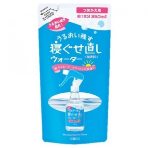 マンダム うるおい残す 寝ぐせ直し ウォーター つめかえ用 無香料 250ml