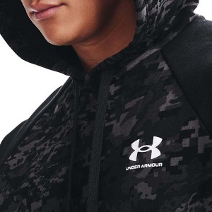 ＊在庫限り＊【送料無料】UNDER ARMOUR アンダーアーマー メンズ パーカー 長袖 ルーズフィット UA FLC CAMO SCRIPT HD 1366308[返品・交換不可]